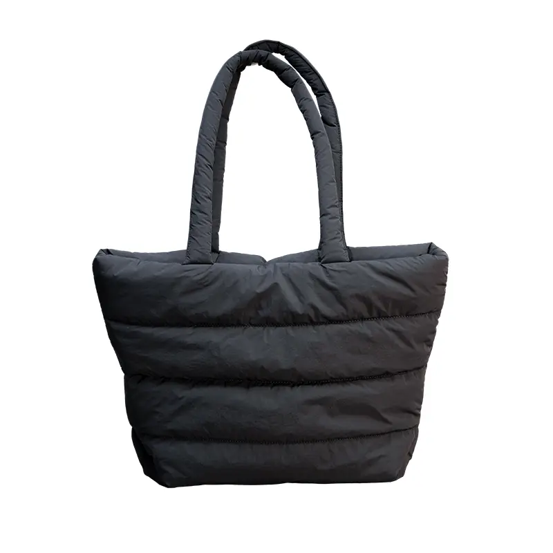 Down Tote Bag คืออะไร และเหตุใดจึงกลายเป็นเครื่องประดับที่ต้องมี?