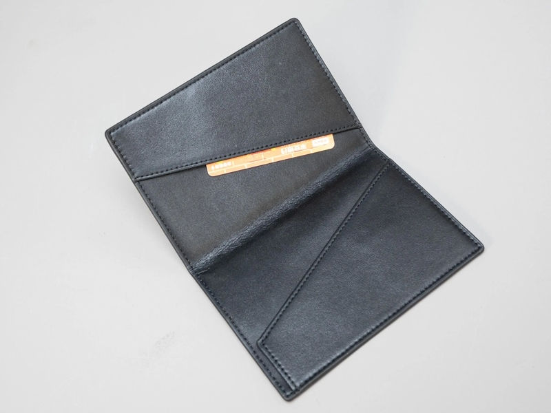 Godere รักษาคุณภาพกระเป๋าสตางค์ให้สม่ำเสมอในการผลิตจำนวนมากได้อย่างไร